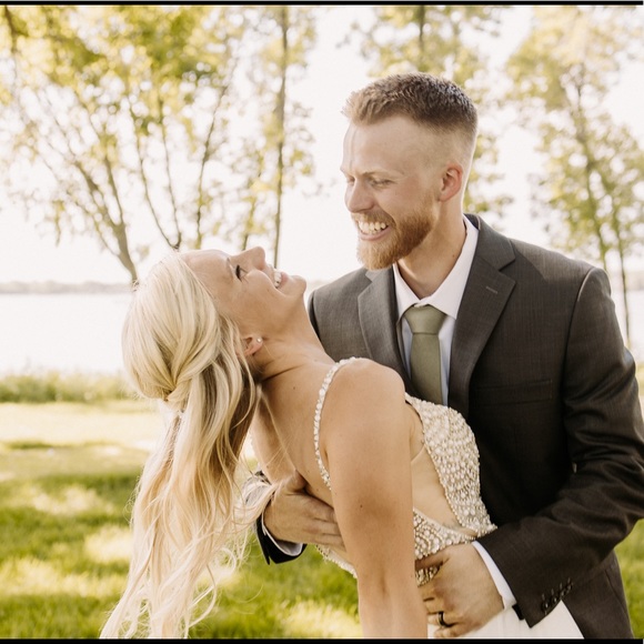 Meet your posher - Picture 2 of 3